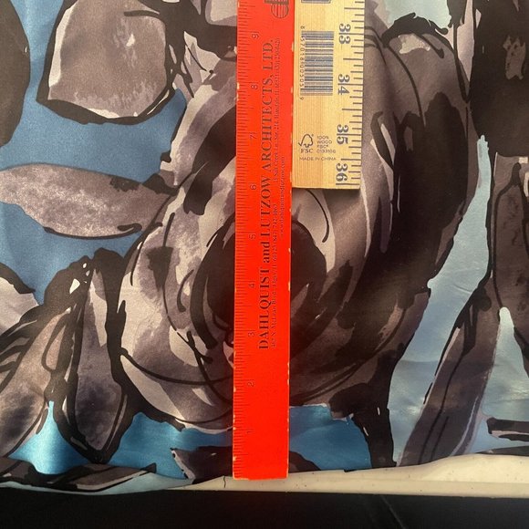 Pendleton Womens Dress Silk Size 8 Black Blue Short Sleeve Abstract Floral Rose - Picture 9 of 12